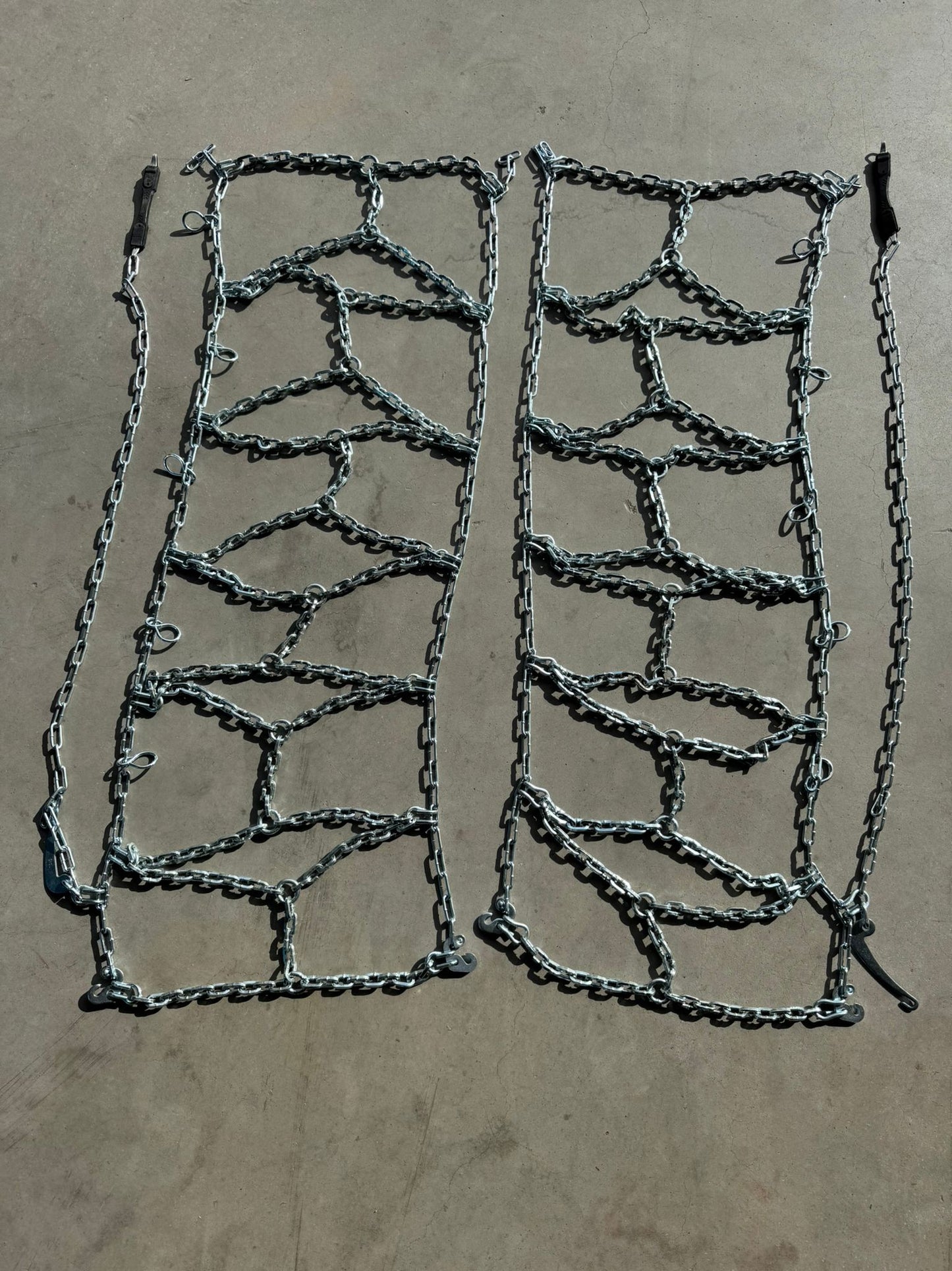 Satz Kreuzspurschneeketten 18x9.50-8