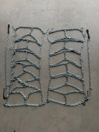 Satz Kreuzspurschneeketten 18x8.50-8