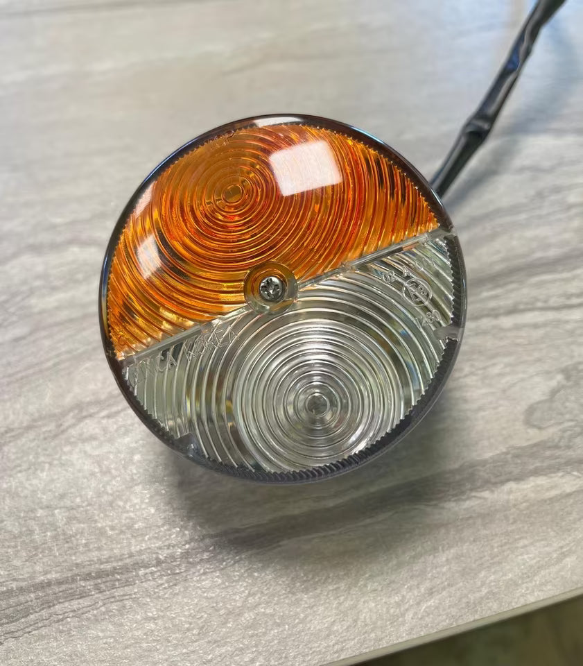 Begrenzungslicht/Blinker am Überrollbügel